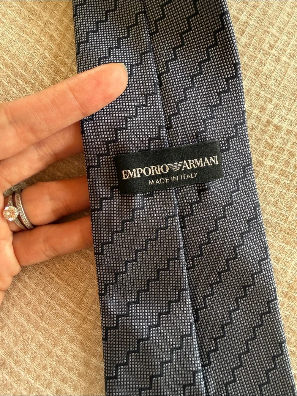 Emporio Armani Made in Italy 100% Silk Tie Navy Blue Geometric 3.25”